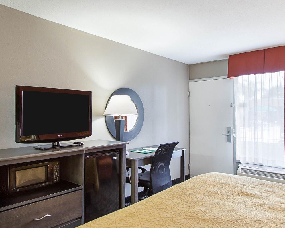 Motel 6-La Place, La 외부 사진